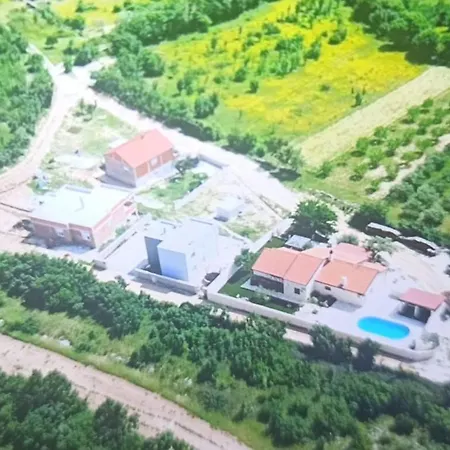 Div Villa *